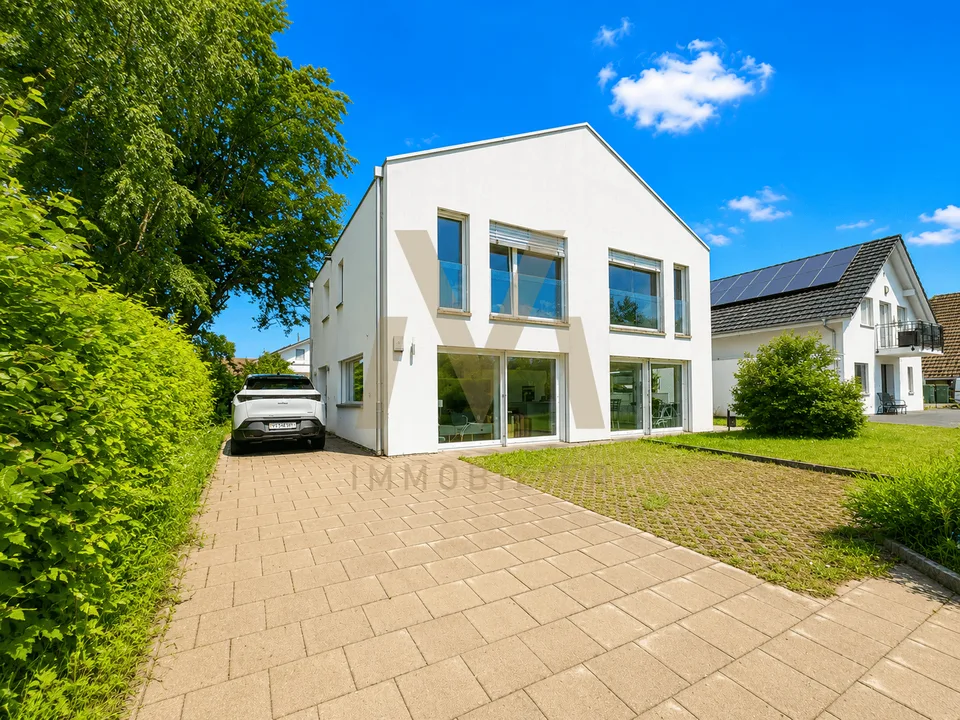VILLA D'EXCEPTION AU BORD DE L'AAR - Élégance, confort et qualité de vie