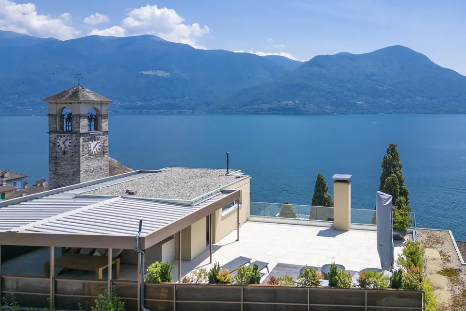 Attico-duplex con vista sul Lago Maggiore