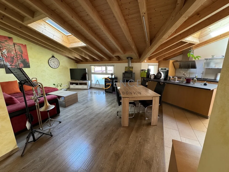 Attico di 4,5 locali con loggia