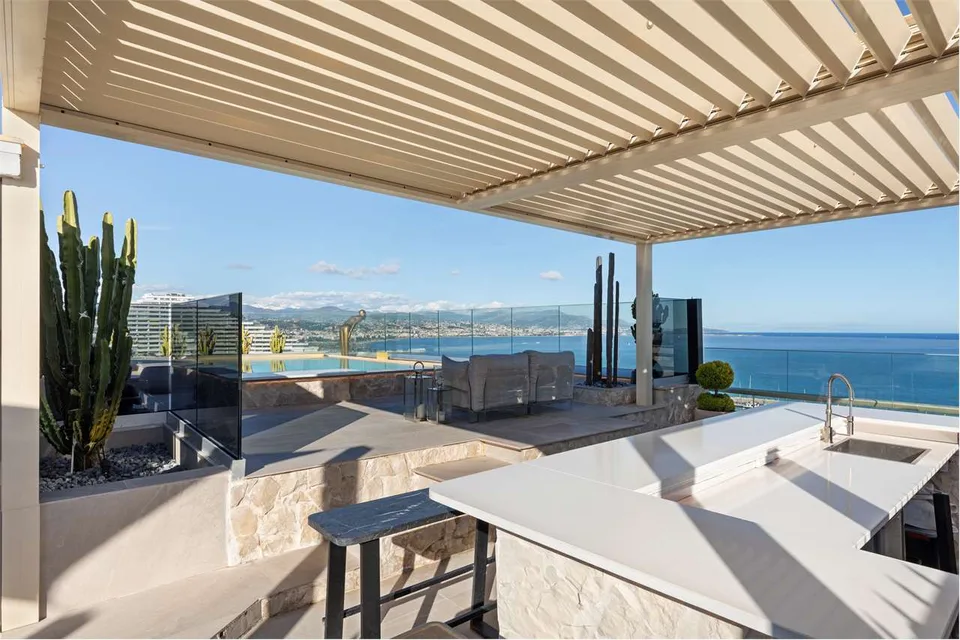 MAGNIFICO ATTICO CON VISTA MARE – foto 6 di 13