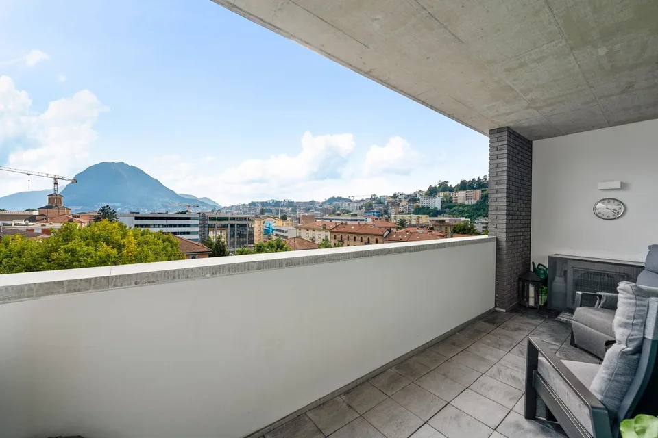 Dachgeschoss in Lugano Stadtzentrum zum Verkauf
