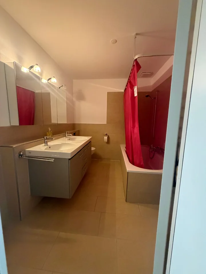 Charmant appartement de 6,5 pièces dans un quartier calme d'Embrach – photo 8 sur 13