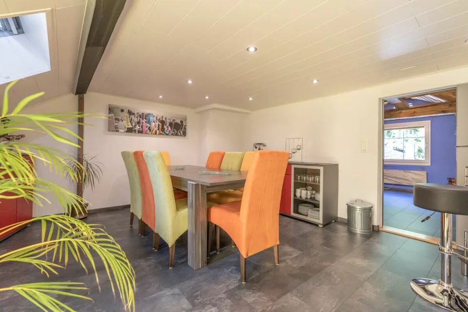 Maison mitoyenne de 7,5 pièces au cœur d'Ennetbühls