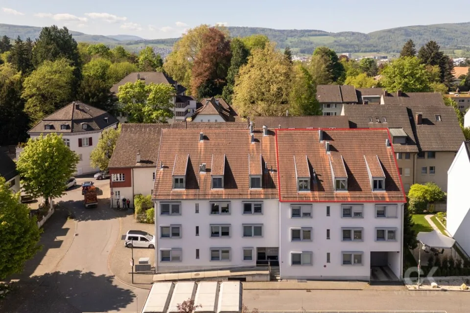 Exklusive 4.5-Zimmer-Galeriewohnung mit hochwertigem Ausbau