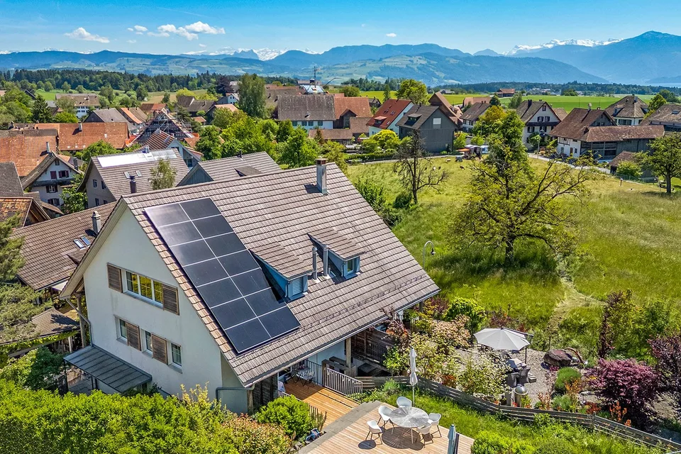 Wohntraum mit Garten und Alpenpanorama