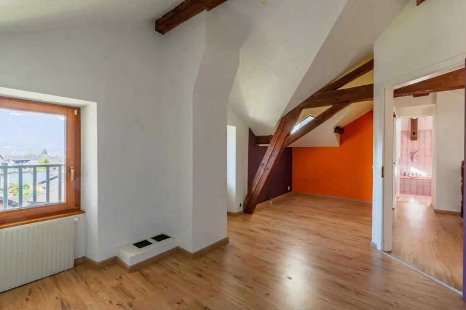 Maison villageoise avec 3 appartements, grand jardin privatif et vue sur Les Dents du Midi ! – photo 11 sur 17