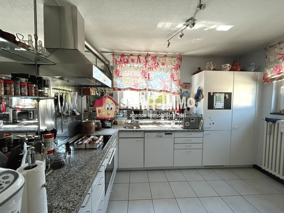 Zu vermieten: 2.5-Zimmer-Wohnung - Rue du Midi 13, St-Imier – Foto 10 von 29