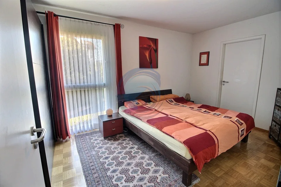 Schönes 3-Zimmer-Eckapartment mit Balkon in der Nähe des Genfersees