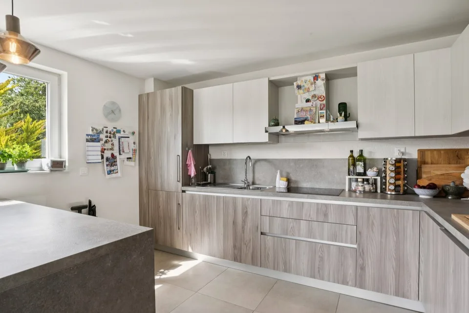 SELTENES 4,5-ZIMMER-WOHNUNG MIT 30M² TERRASSE IN DEN HÖHEN VON LAUSANNE