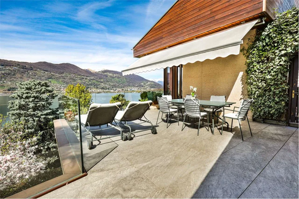 Villa mit Garten und Seeblick in Montagnola – Foto 18 von 28