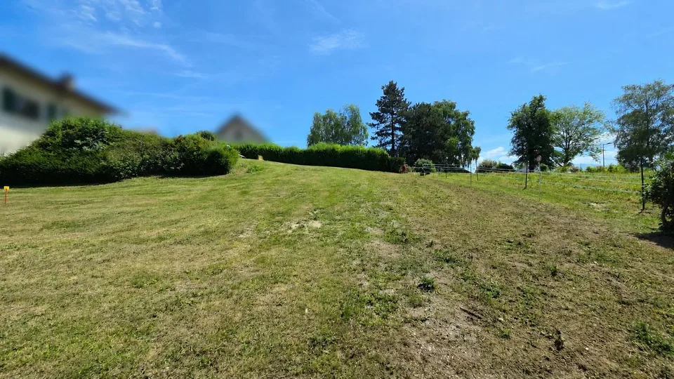 Terrain constructible idéal à Vovray-en-Bornes