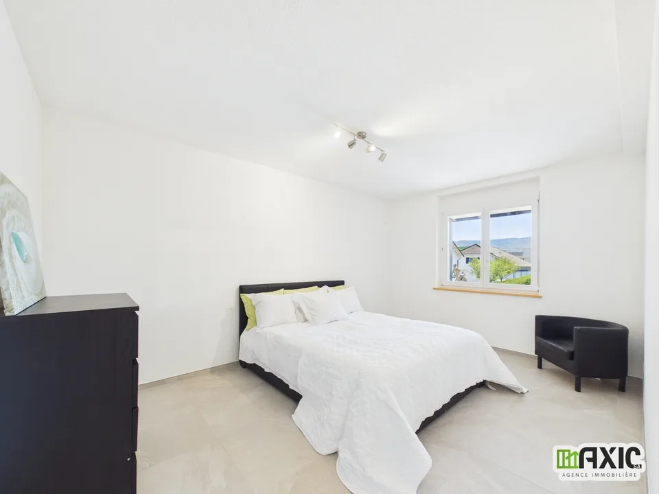 Charmant appartement de 3 pièces au 1er étage à Alle