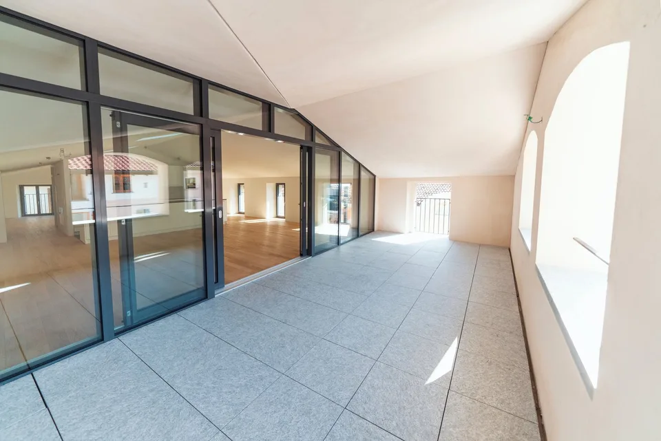 Edificio storico completamente ristrutturato in Piazza Grande ad Arogno – photo 17 sur 18