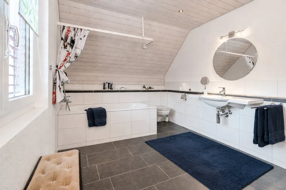 Charmantes Einfamilienhaus mit Garten & Carport – Foto 11 von 20