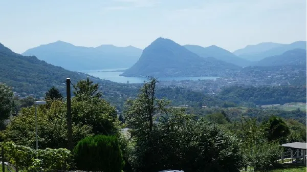 Vendiamo a Sonvico terreno edificabile