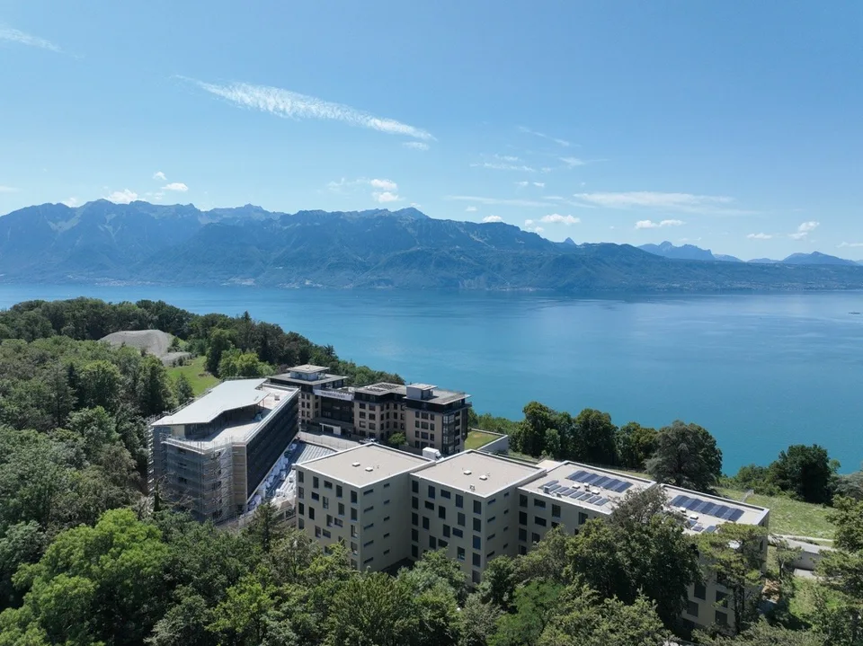 Magnifique attique de 5.5 pièces à vendre avec vue exceptionnelle sur le lac Léman – Foto 21 von 21