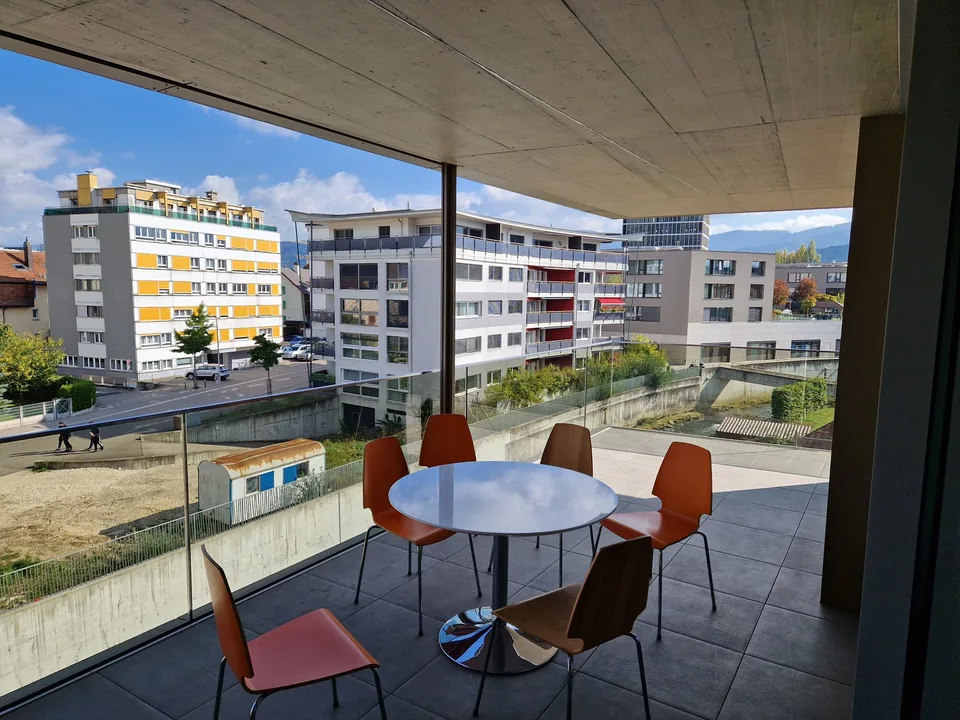 Meraviglioso appartamento di 4.5 locali nuovo con balcone a Delémont