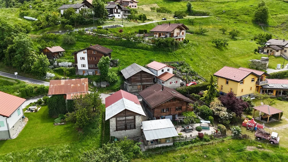 Raccard zur Renovierung mit Genehmigung, in den unteren Teil von Nendaz