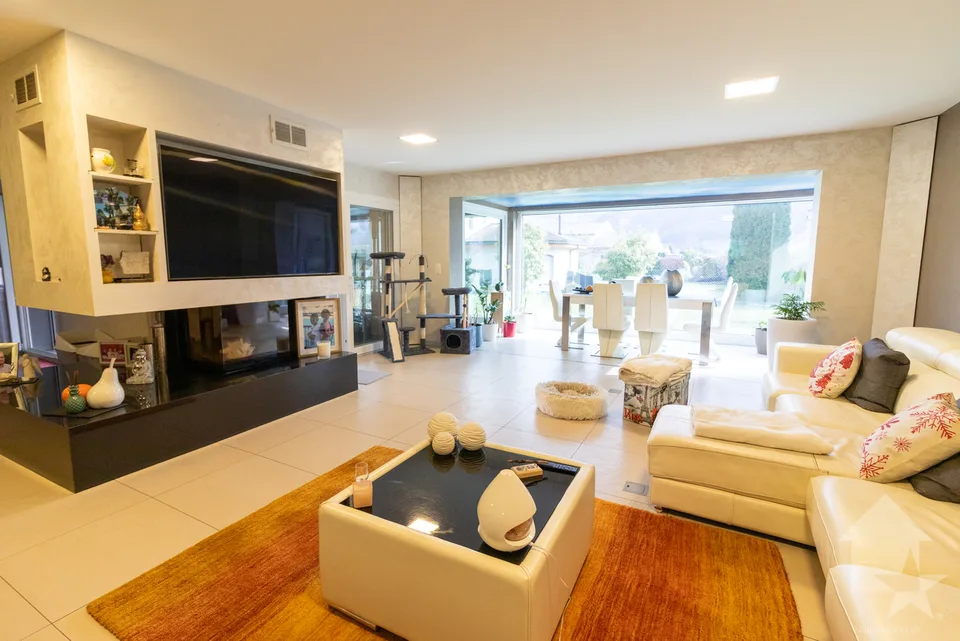 Magnifica villa in PPE con grande giardino e seminterrato