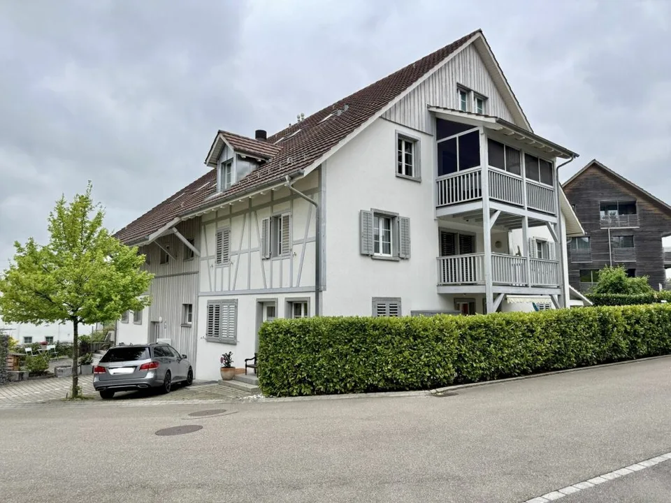 Urban wohnen, entspannt leben - Traumhafte Maisonette in Rümlang