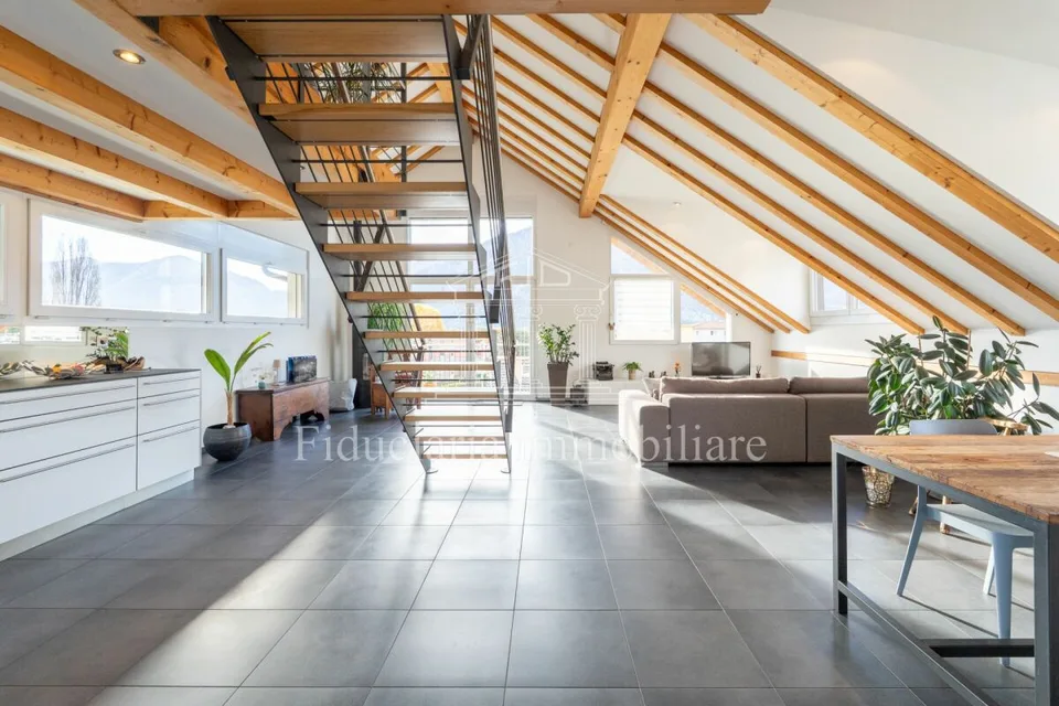 GORDOLA - Ampio attico mansardato in residenza di sole 4 unità