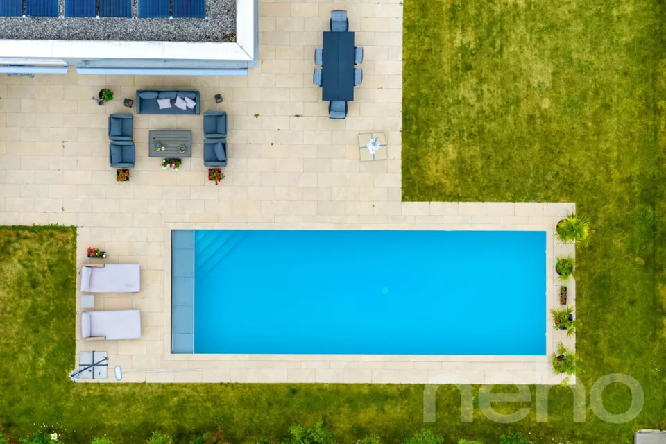 Villa contemporaine avec piscine à Buchillon, proche du lac – photo 12 sur 19