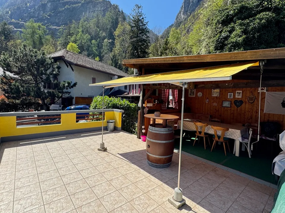 Maison "Les Cases-cades" / St-Maurice / 2 appart.  / EXCLUSIVITE