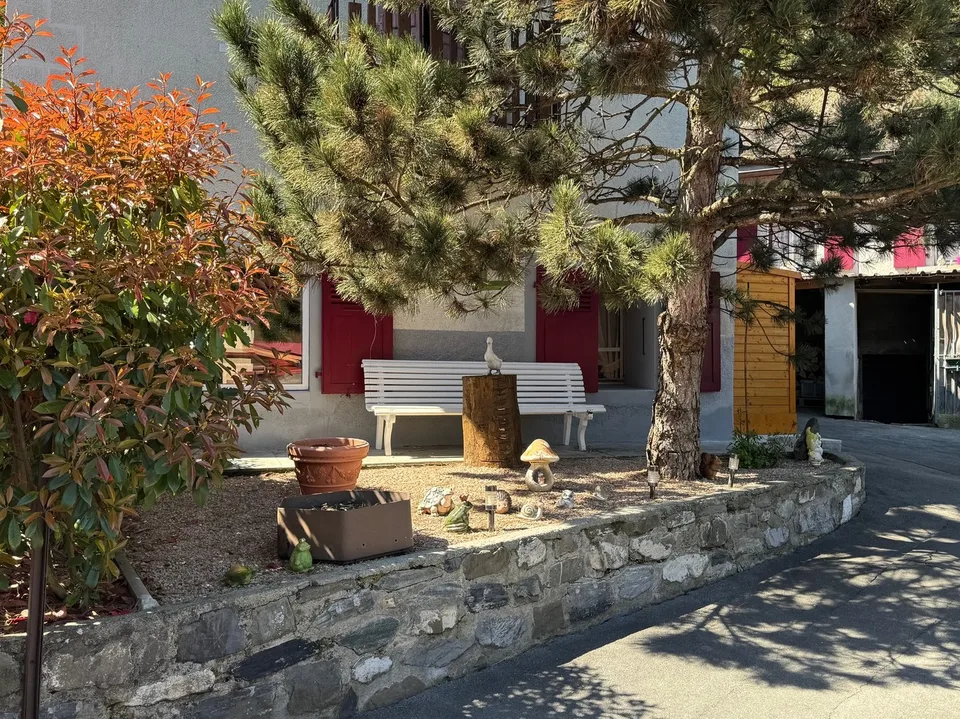 Maison "Les Cases-cades" / St-Maurice / 2 appart.  / EXCLUSIVITE