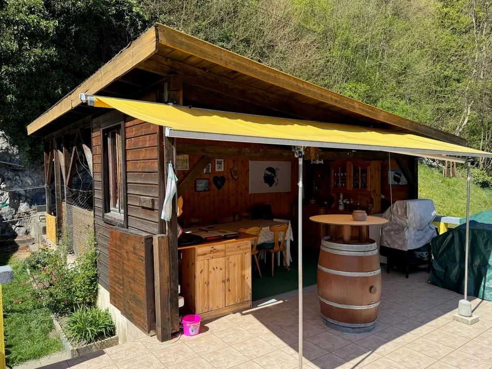 Maison "Les Cases-cades" / St-Maurice / 2 appart.  / EXCLUSIVITE