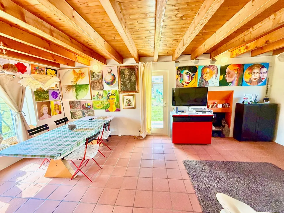 Casa unifamiliare con giardino e vista sulle montagne - Einfamilienhaus mit Garten