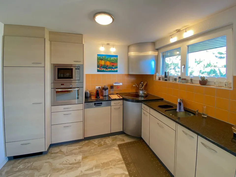 Prächtige Wohnung von hohem Standard mit Pool