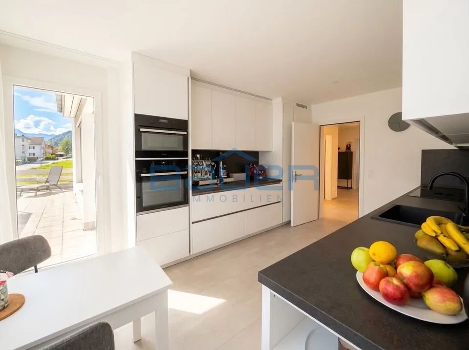 *Réservé* Attrayant MFH avec 3 unités d'habitation, idéal pour investisseurs