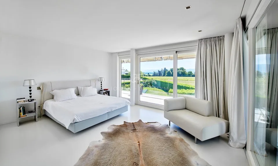 Luxusloft - Dachgeschoß-Duplex in Les Perrières