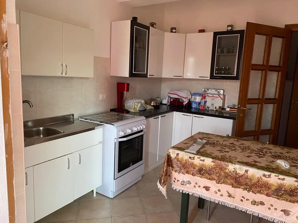 Mediterrane Liegenschaft mit Weitsicht in Isili – Foto 10 von 20