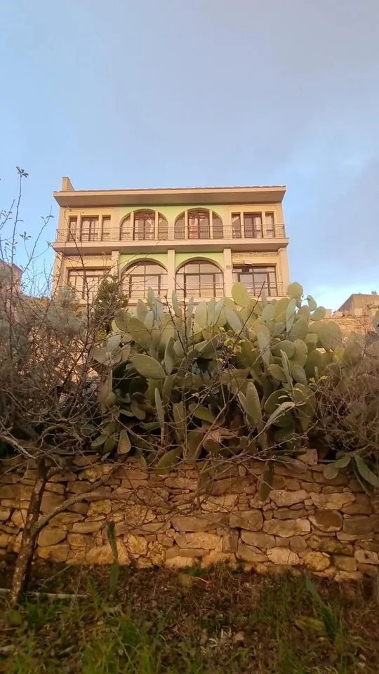 Mediterrane Liegenschaft mit Weitsicht in Isili