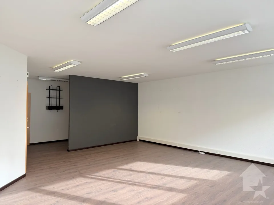 Vente de surface commerciale à Sion