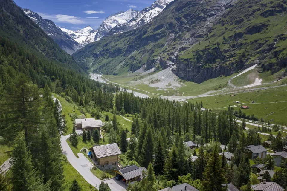 Chalet Bischof ? Ein sonniger Hort gegenüber den Gipfeln