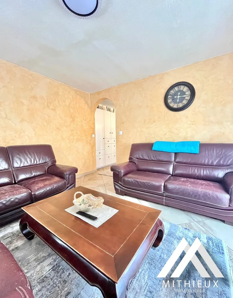 Bellissimo appartamento di 4.5 locali di 100 m² nel cuore di Chamoson
