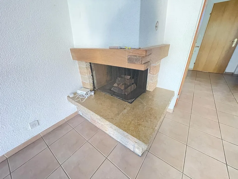 Casa a schiera affascinante in una posizione tranquilla a Dulliken