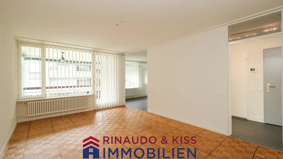 Appartamento moderno con area esterna attraente