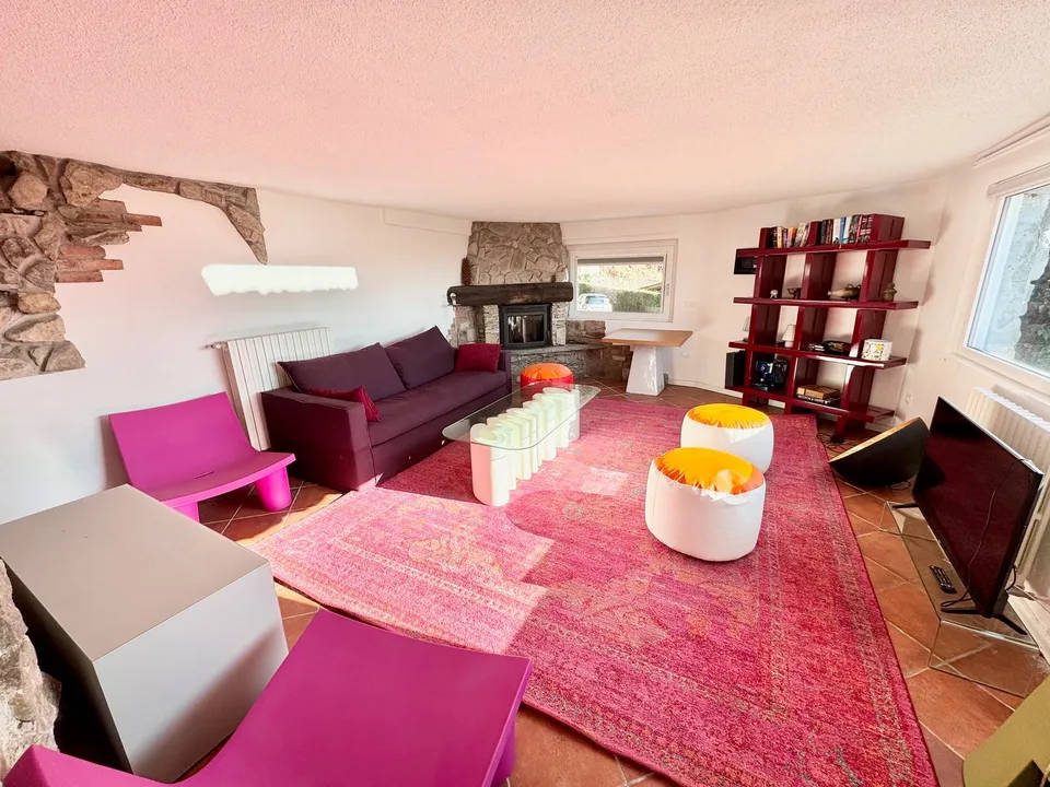 Schöne und moderne Villa in ruhiger und sonniger Lage mit privatem Pool und traumhaftem Seeblick – Foto 14 von 26