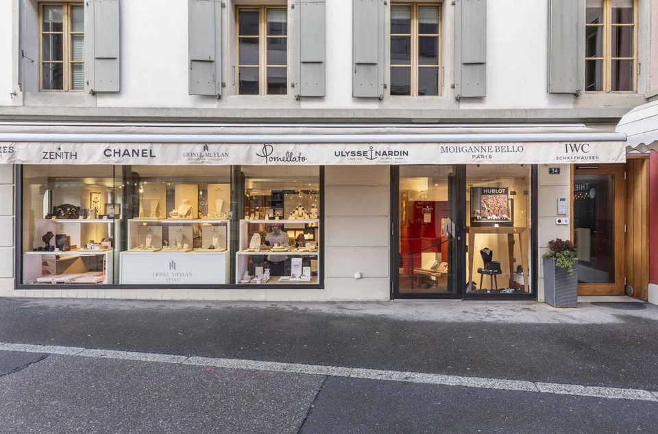 Zu verkaufen - Erstklassige Lage für diese Gewerbeeinheit in der Innenstadt