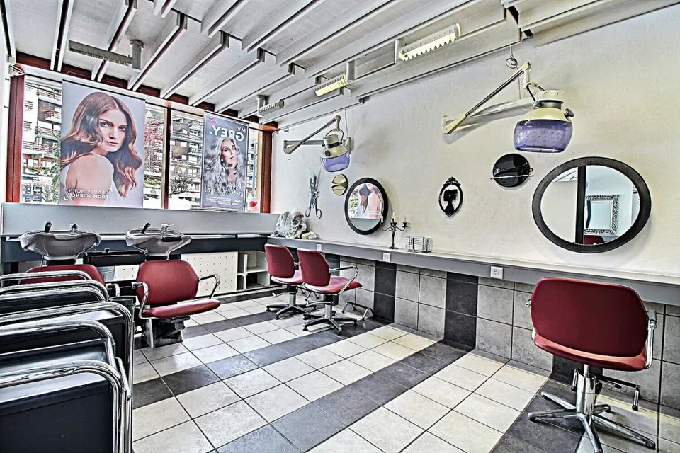 Locale commerciale