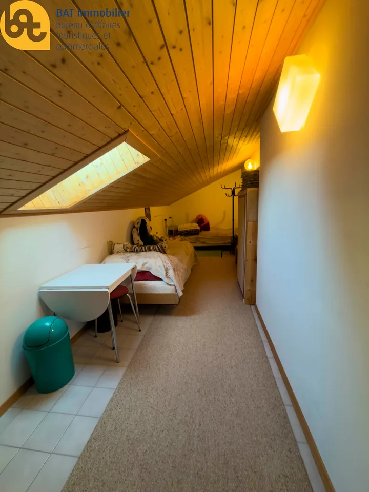Nax - 4,5-Zimmer-Dachgeschoss in einer Zweitwohnsitz-Residenz - Arolles – Foto 11 von 13