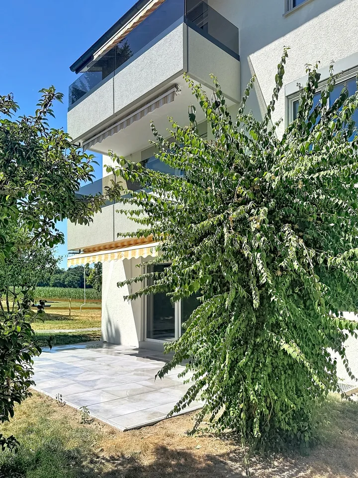 Très bel appartement rénové de 4.5 pces avec balcon