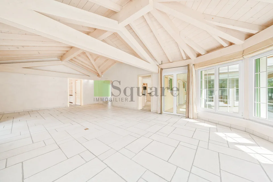 Exklusive provenzalische Villa mit Pool in Fully