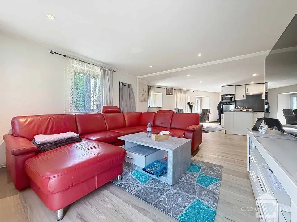 Casa villaggio di 5.5 locali con garage e giardino
