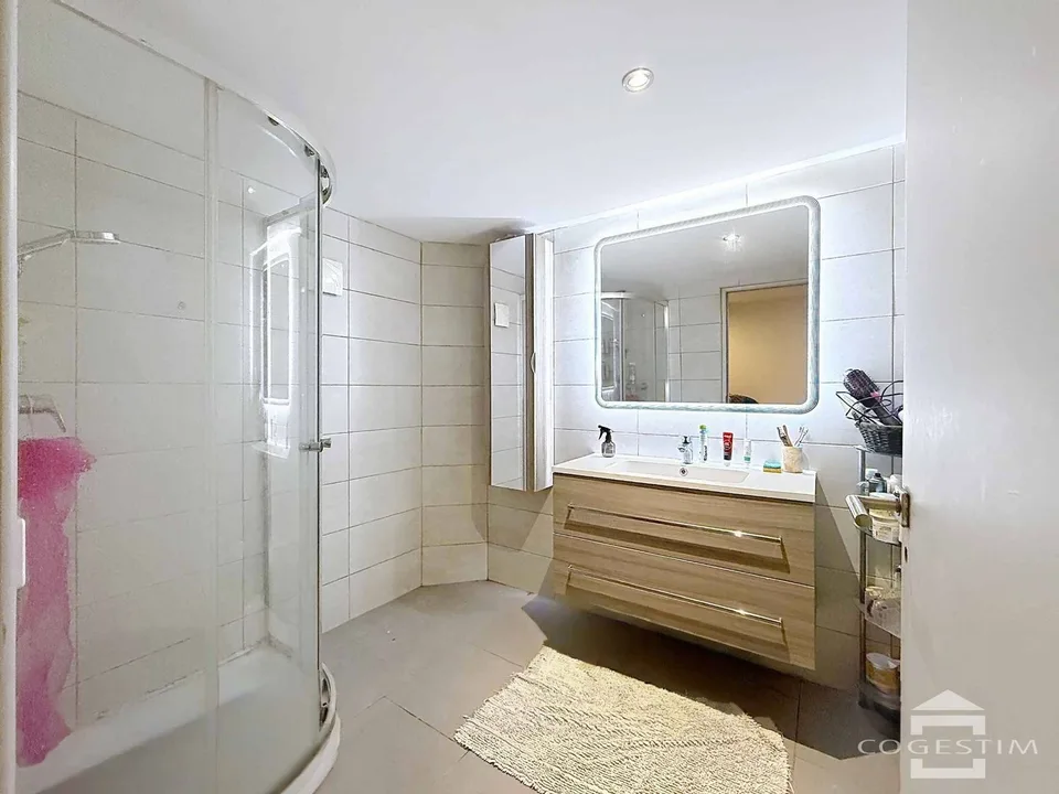 Casa villaggio di 5.5 locali con garage e giardino