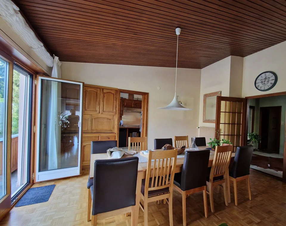 Villa des Architekten mit 8 Zimmern – Foto 6 von 10
