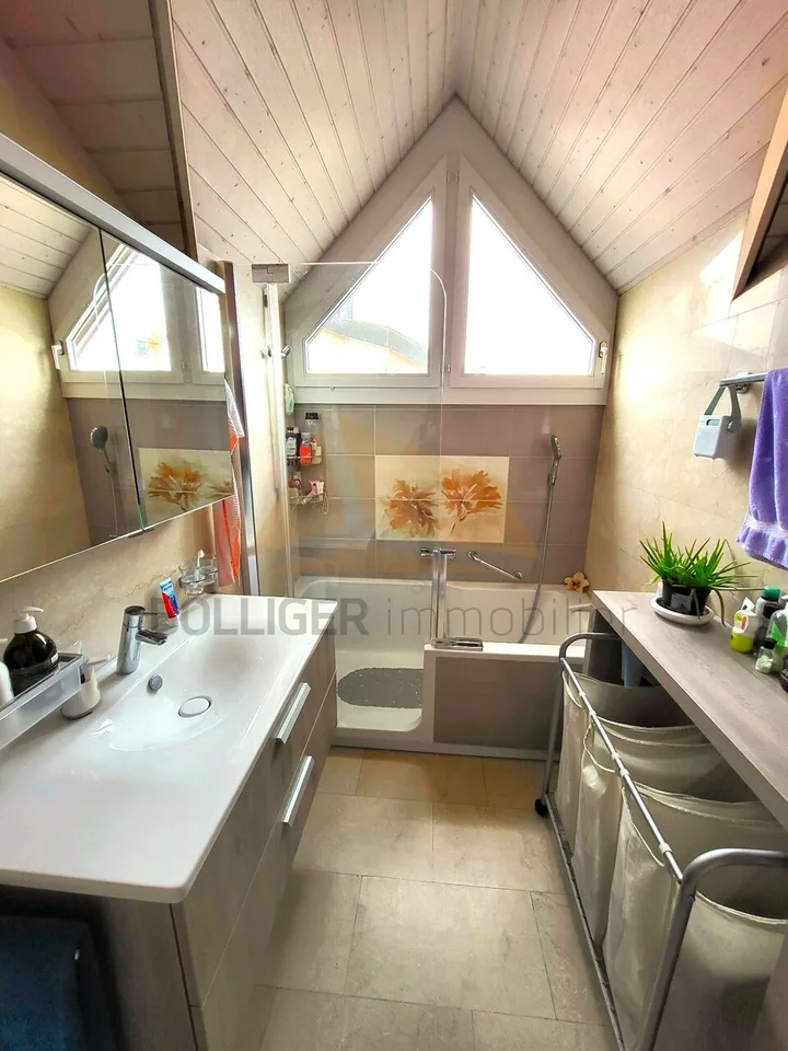 A VENDRE MAGNIFIQUE APPARTEMENT DE 4,5 PIÈCES EN PPE DE 137 M2 – photo 20 sur 21